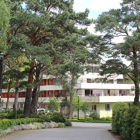 Отель Osrodek Konferencyjno-Wypoczynkowy "Posejdon" W Ustce Устка Экстерьер фото